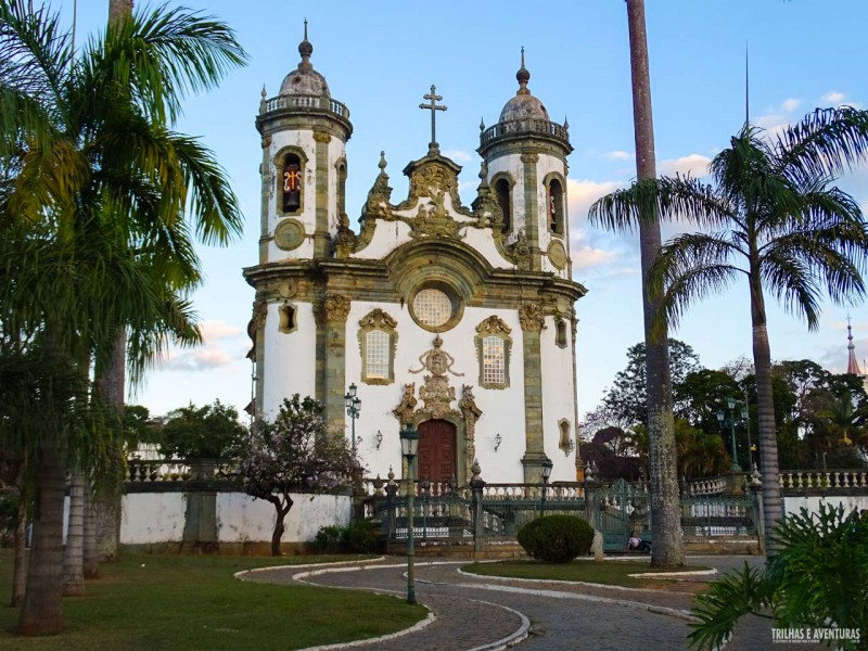 Igreja de São Francisco de Assis em SJDR